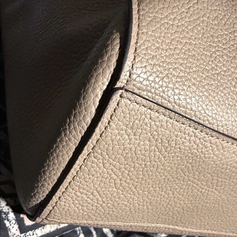 Coach Prairie Satchel - Picture 5 of 6